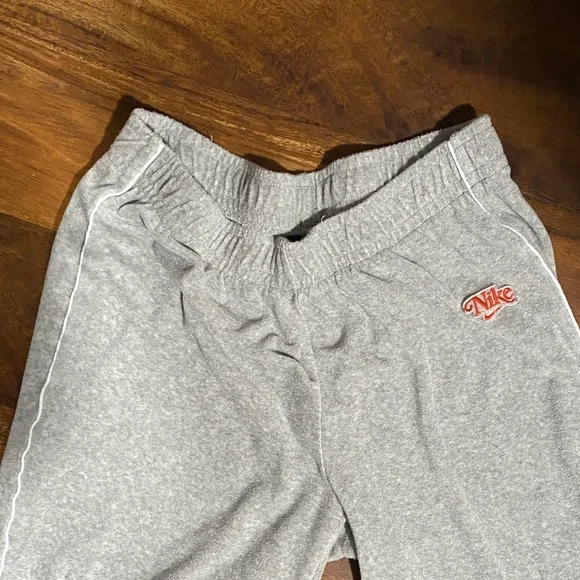 Y2K Vintage Nike Women Light Gray Zipper Jacket Jogger Set - Picture 6 of 10